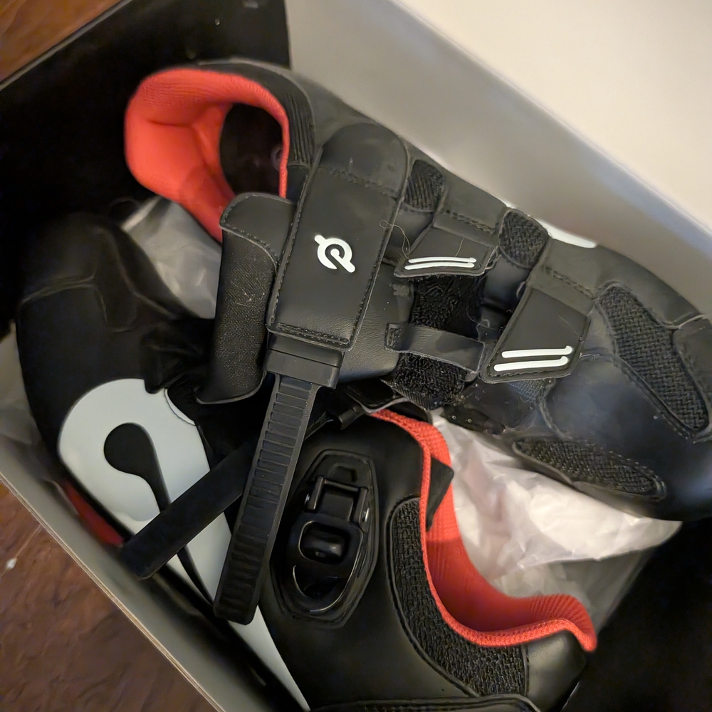 Peloton Cycling Shoes Size 46